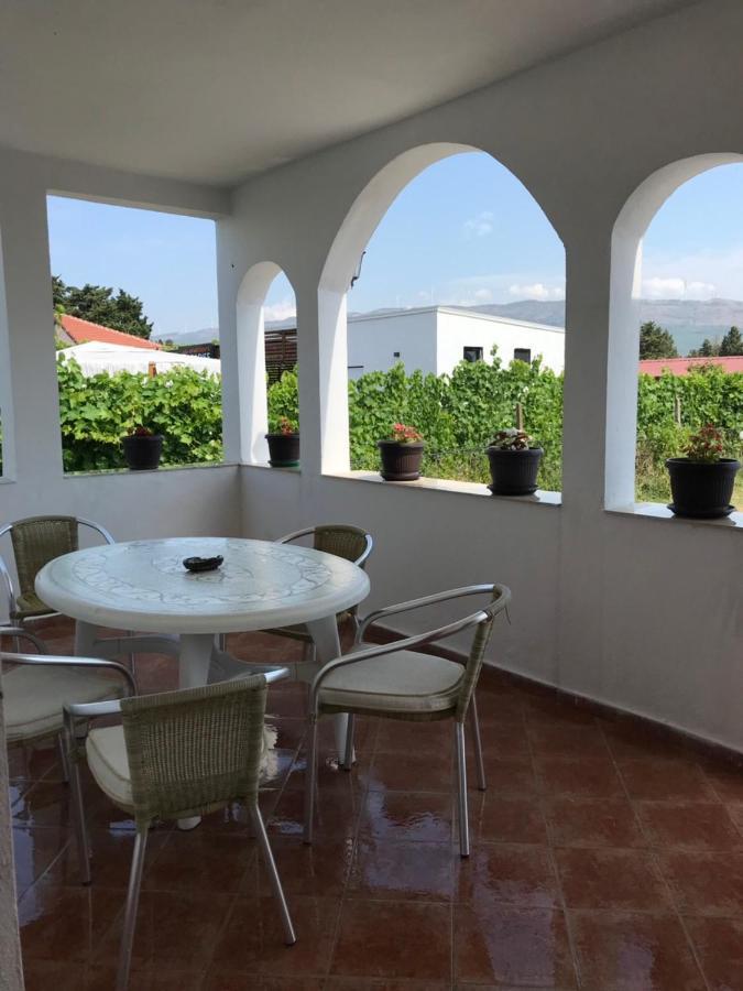 Rooms Ajllin Ulcinj Esterno foto